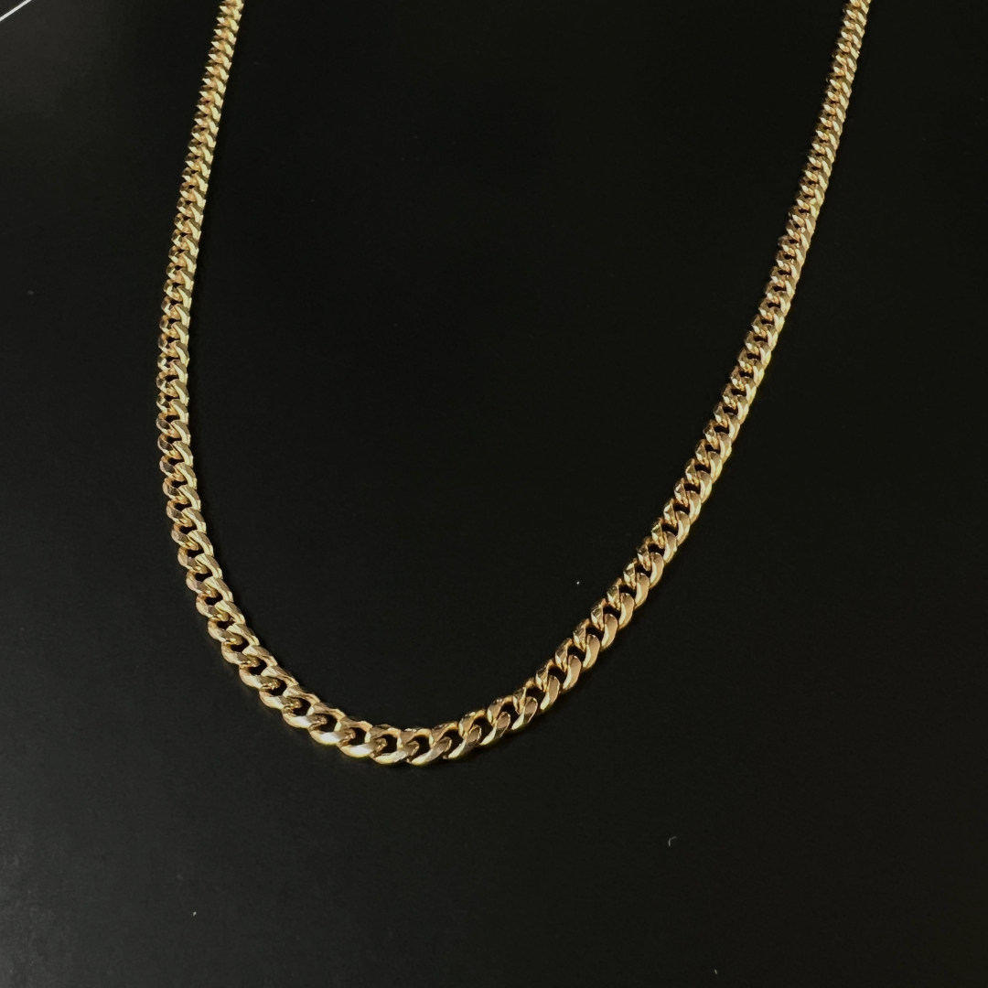 Kash Curb Necklace